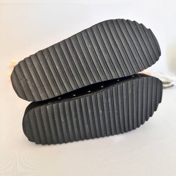 Black Platform Large Buckle Sandals, Size 9 - Picture 15 of 16